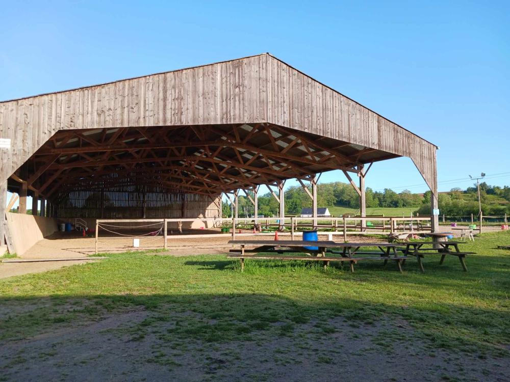 manege-tables